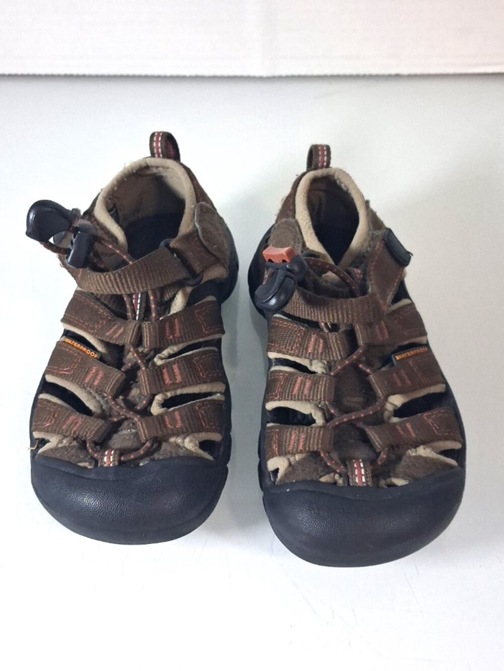 Keen Boys Youth Size 11 Newport H2 Waterproof Brown Trail Hiking Summer Sandals